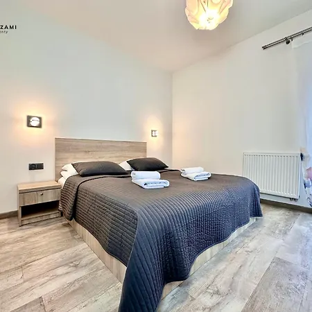 Apartament Pod Brzozami 5 Mórz *